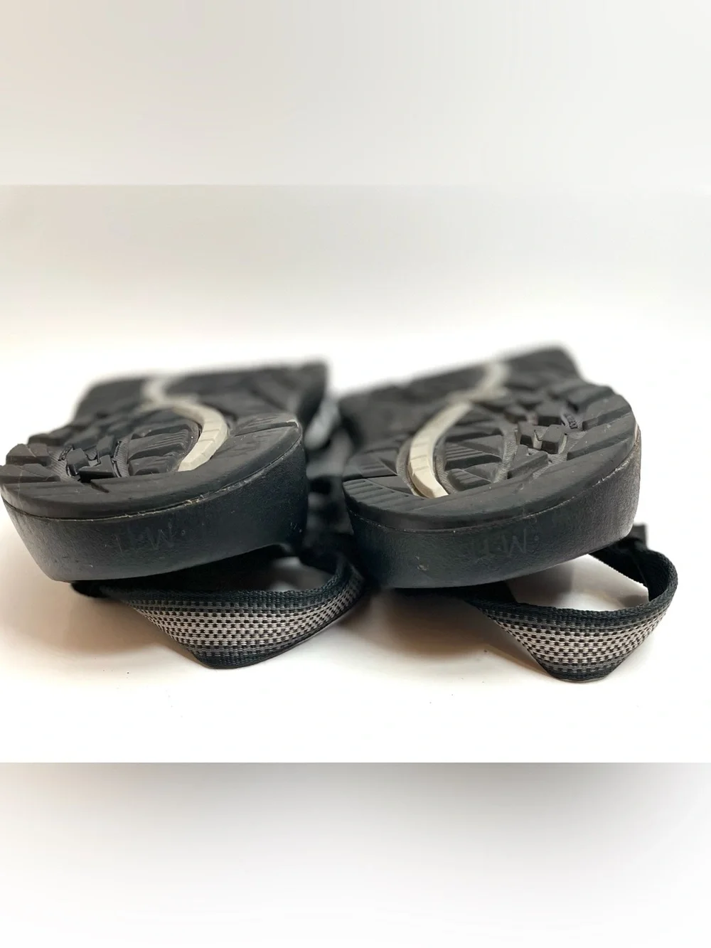 Chaco Z/Cloud Hiking Sport Sandals Black Gray Adjustable Straps Outdoor Sz 11